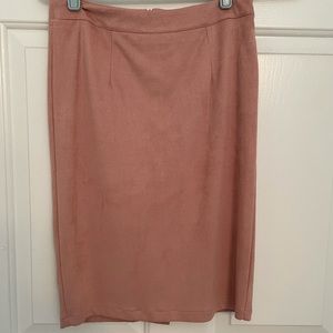 Lulu’s light pink faux velvet pencil skirt